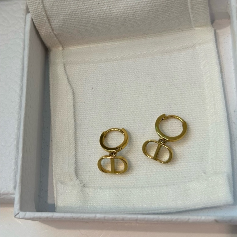 Dior earrings